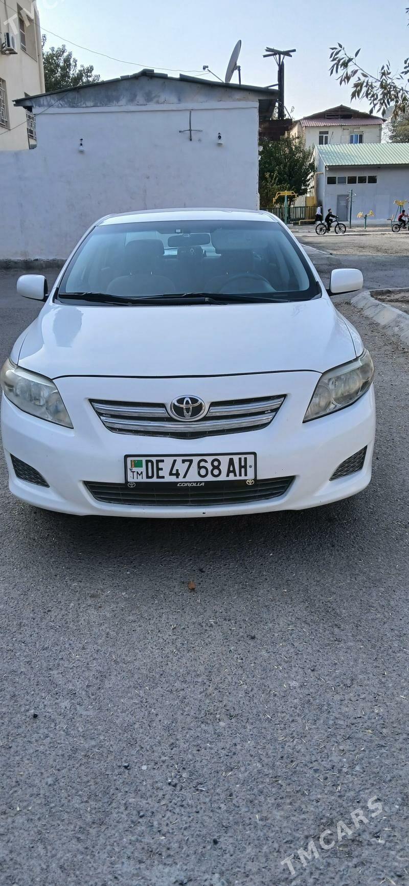 Toyota Corolla 2010 - 145 000 TMT - Теджен - img 1