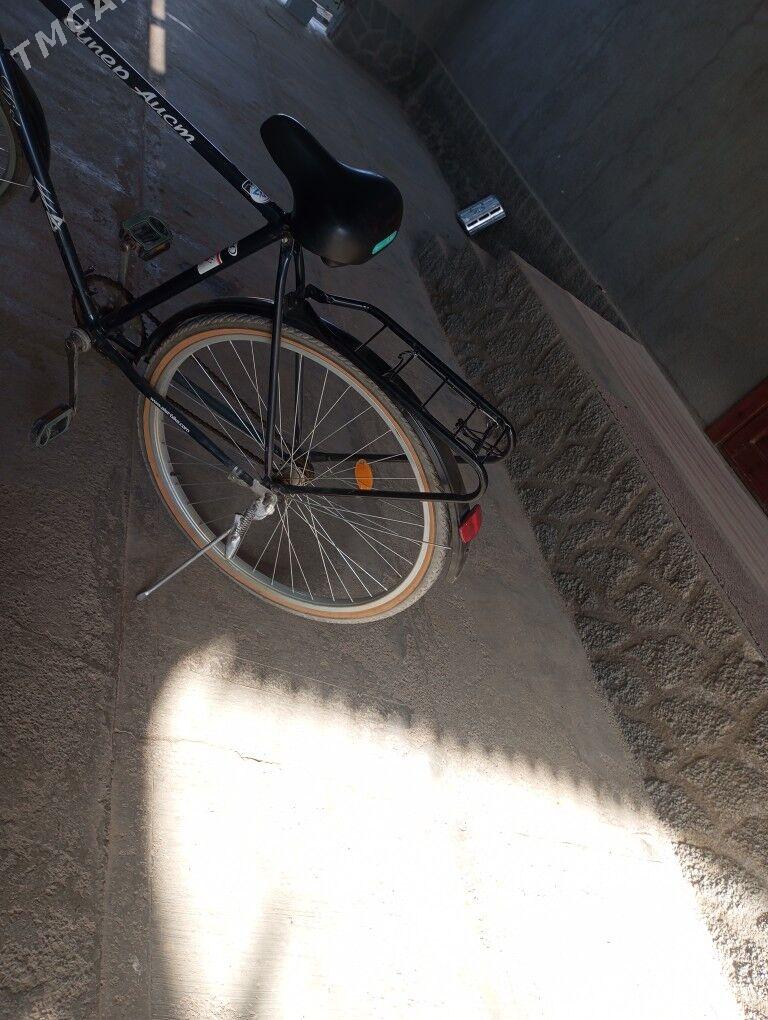 AIST - Ýolöten - img 2