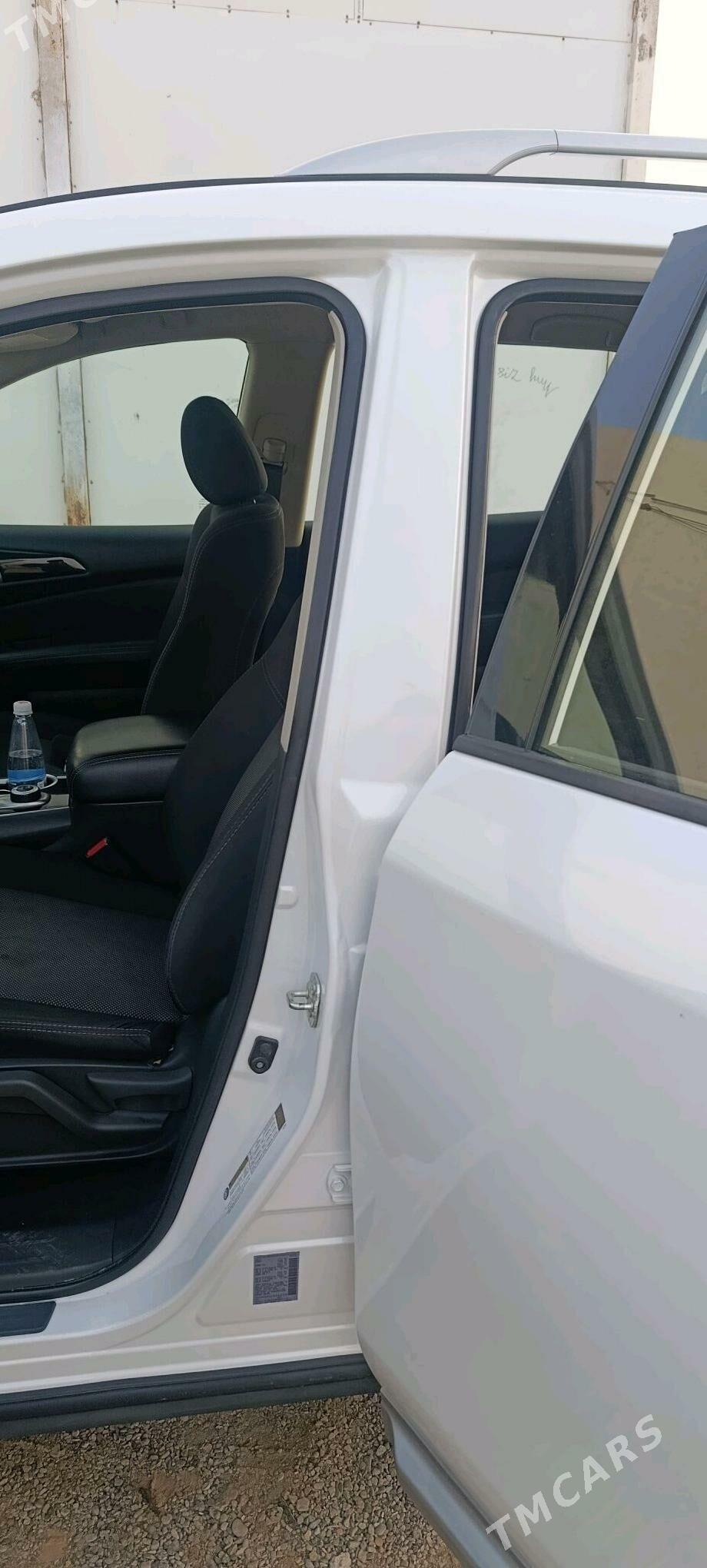 Nissan Pathfinder 2020 - 280 000 TMT - Wekilbazar - img 9