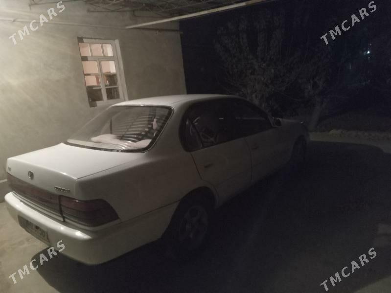 Toyota Corolla 1994 - 40 000 TMT - Фарап - img 2