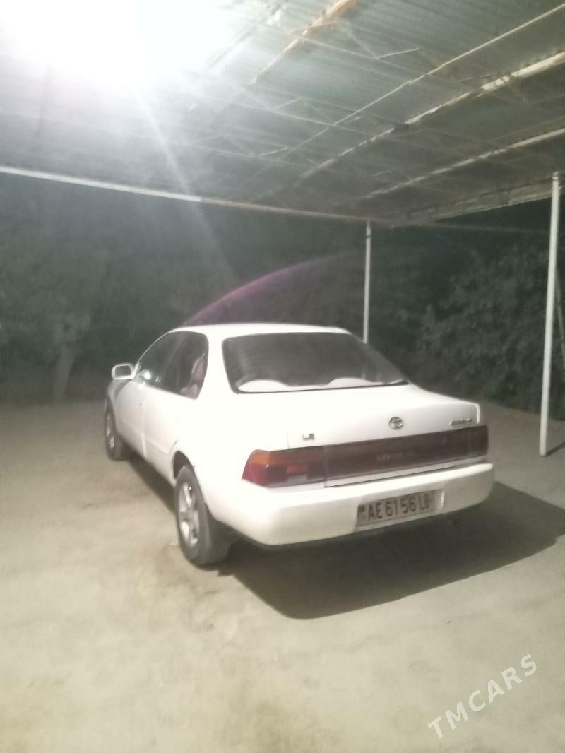 Toyota Corolla 1994 - 40 000 TMT - Фарап - img 1