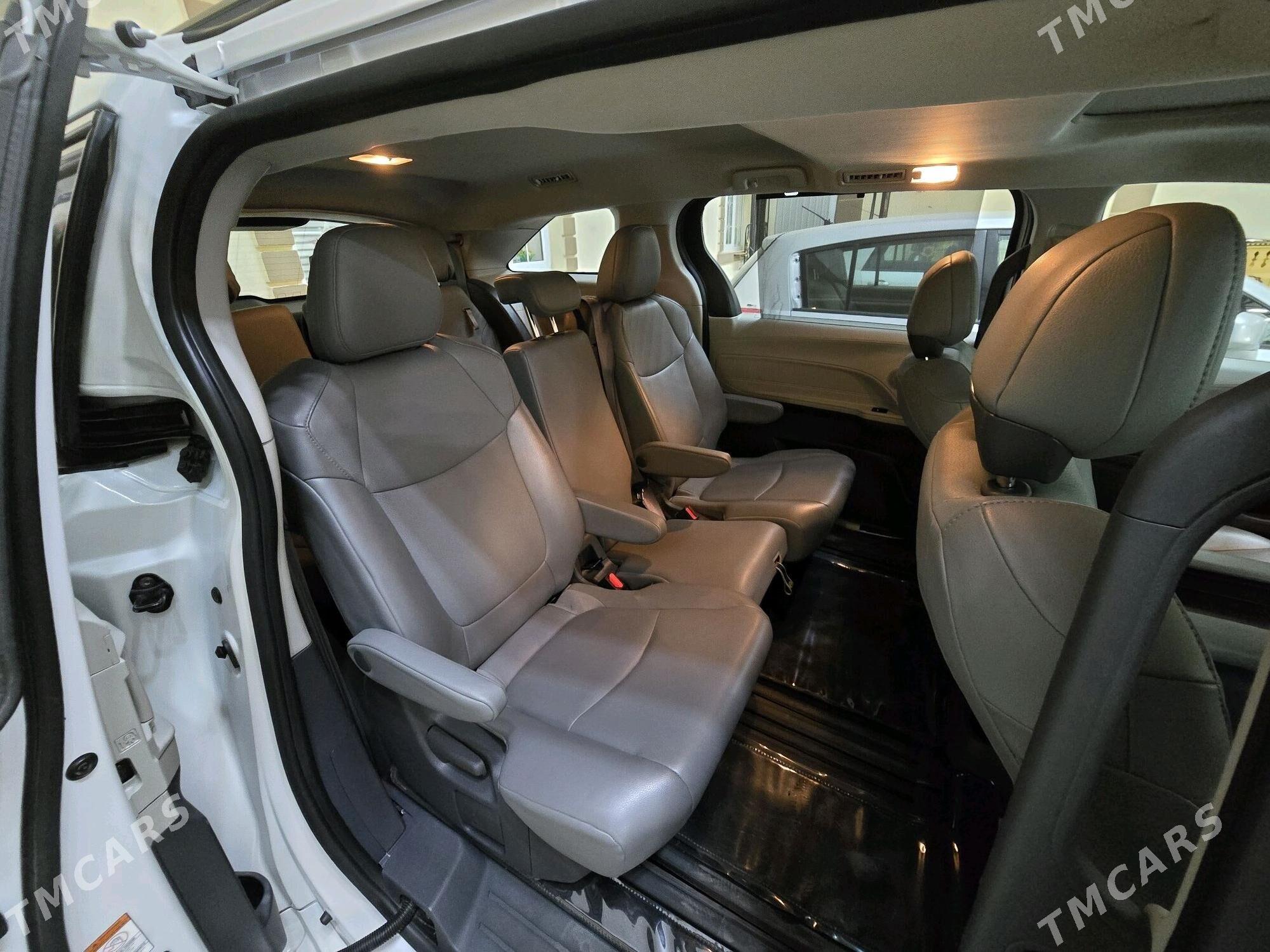 Toyota Sienna 2021 - 599 000 TMT - Çoganly - img 5