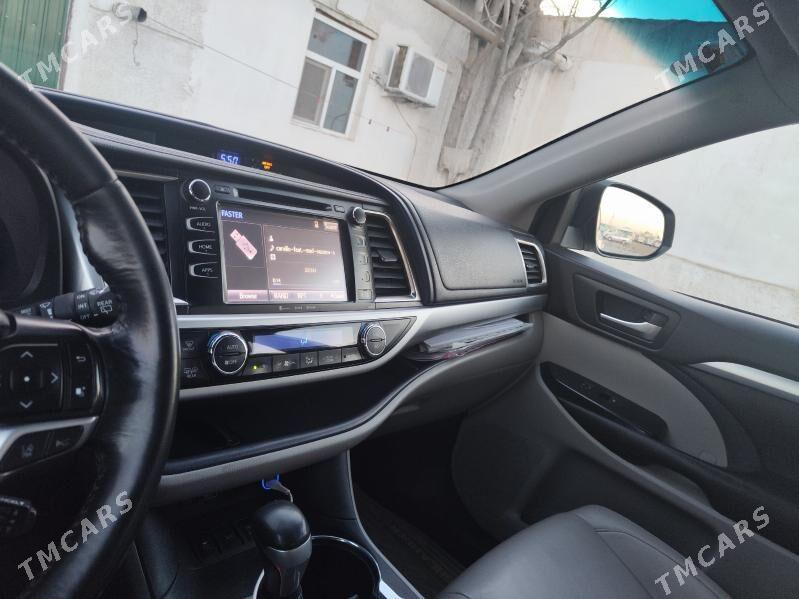 Toyota Highlander 2019 - 400 000 TMT - Дашогуз - img 7