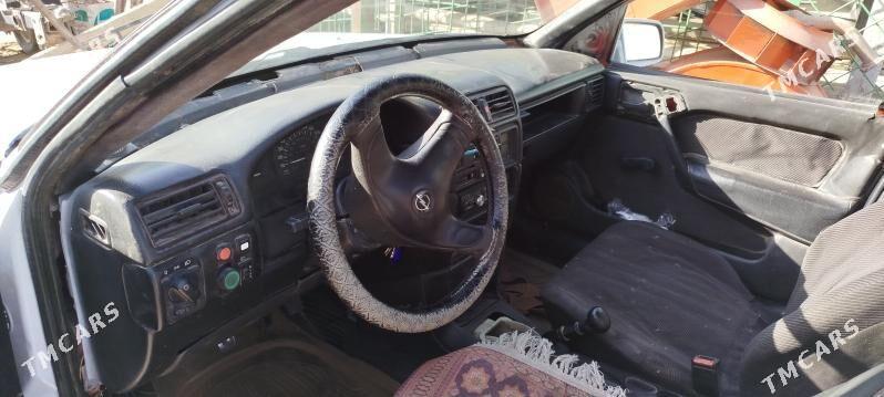 Opel Vectra 1992 - 26 000 TMT - Hojambaz - img 5
