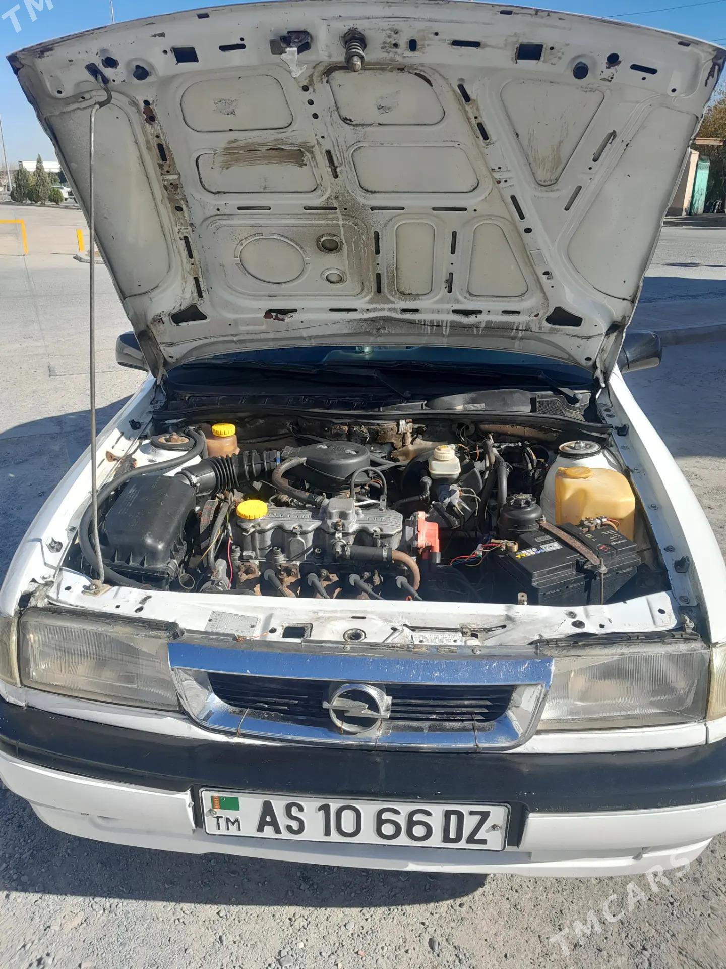 Opel Vectra 1993 - 36 000 TMT - Дашогуз - img 5