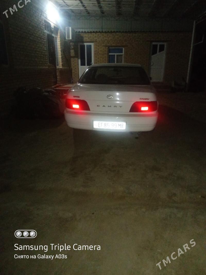 Toyota Camry 1993 - 72 000 TMT - Дашогуз - img 2