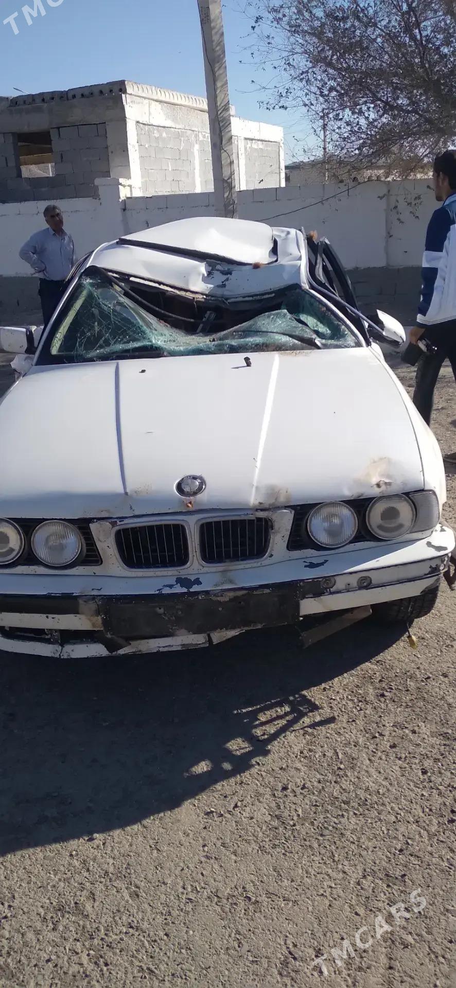 BMW 520 1994 - 22 000 TMT - Балканабат - img 6