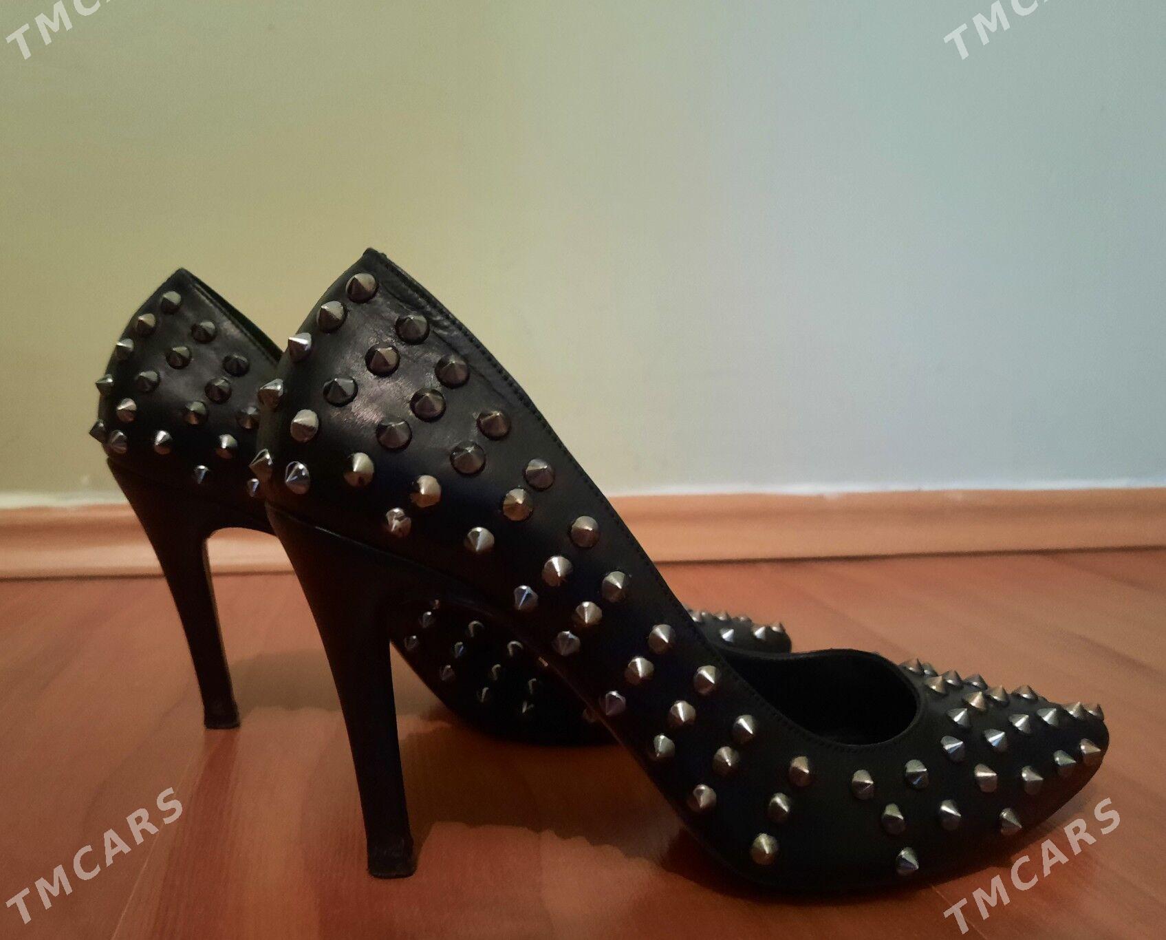 Туфли с шипами кожанные - Aşgabat - img 2