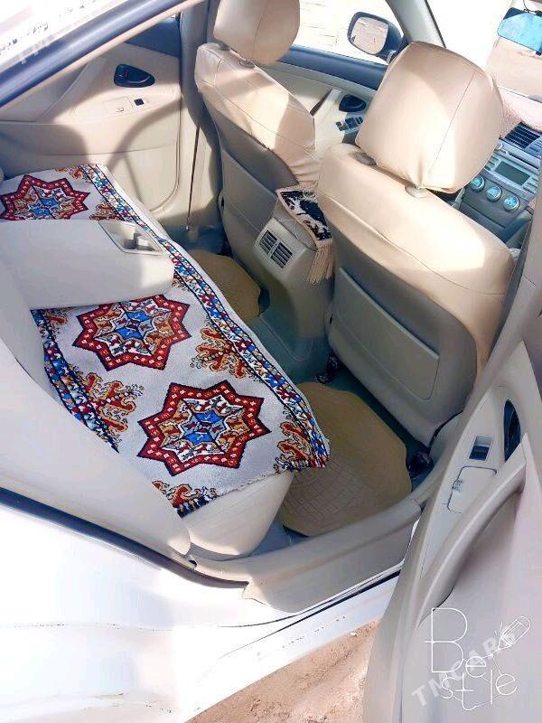 Toyota Camry 2010 - 140 000 TMT - Кёнеургенч - img 1