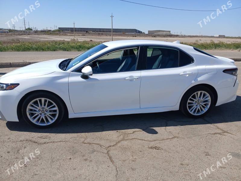 Toyota Camry 2022 - 390 000 TMT - Daşoguz - img 4
