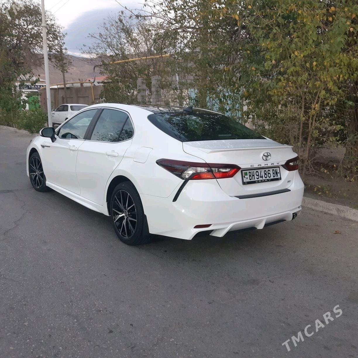 Toyota Camry 2022 - 415 000 TMT - Balkanabat - img 2