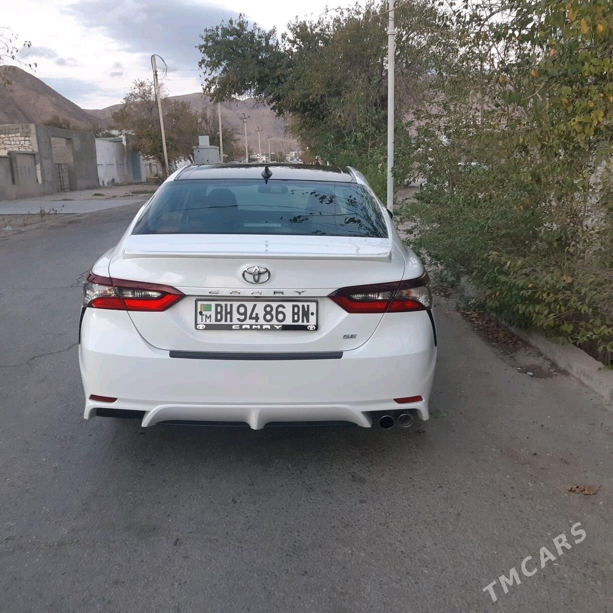 Toyota Camry 2022 - 415 000 TMT - Balkanabat - img 4