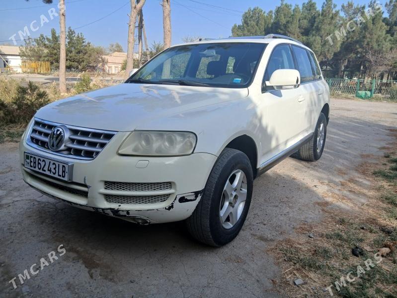 Volkswagen Touareg 2004 - 100 000 TMT - Дянев - img 3