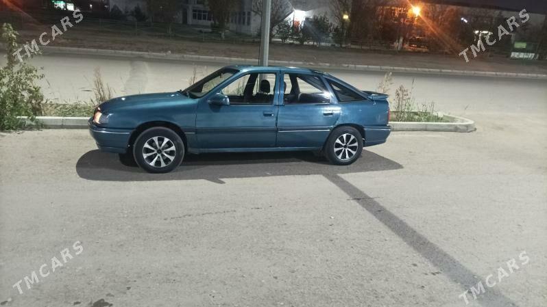 Opel Vectra 1992 - 23 000 TMT - Дашогуз - img 2