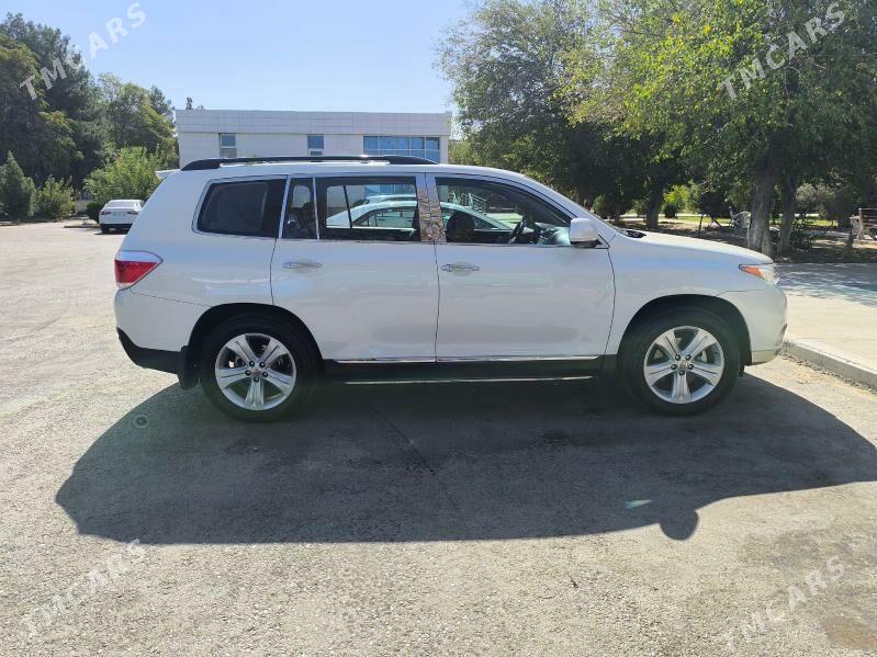 Toyota Highlander 2012 - 380 000 TMT - Ашхабад - img 4