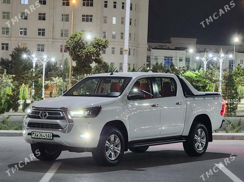Toyota Hilux 2022 - 550 000 TMT - Aşgabat - img 1