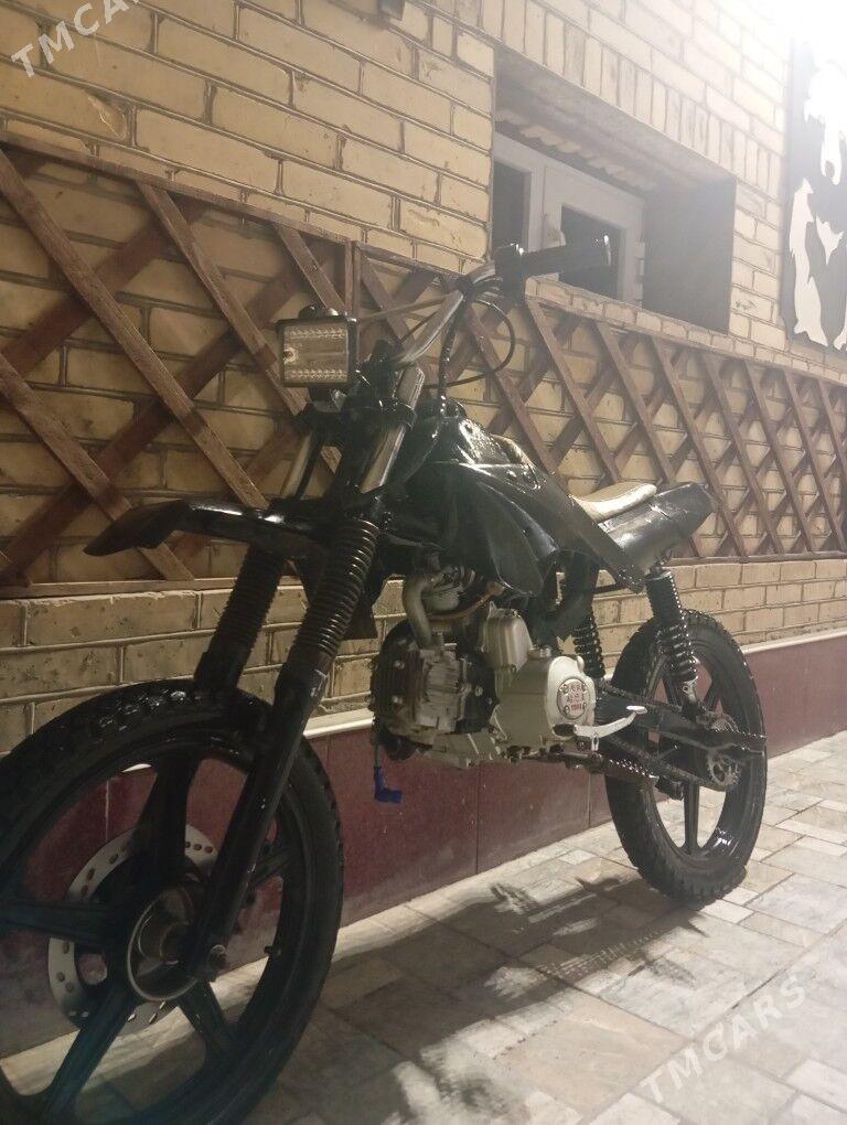 Yamaha Artistic 2010 - 9 000 TMT - Dänew - img 4