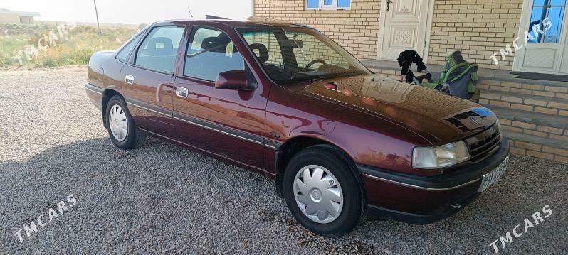 Opel Vectra 1989 - 42 000 TMT - Мургап - img 1