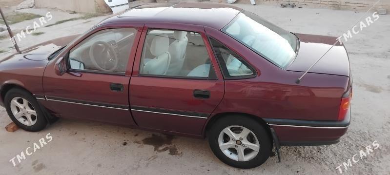 Opel Vectra 1990 - 36 000 TMT - Мары - img 8