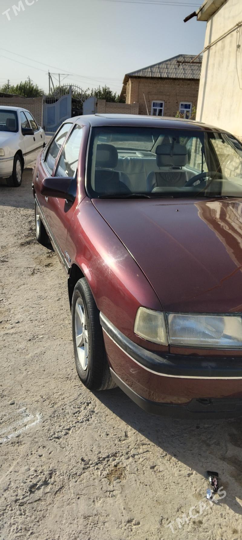 Opel Vectra 1990 - 36 000 TMT - Мары - img 2