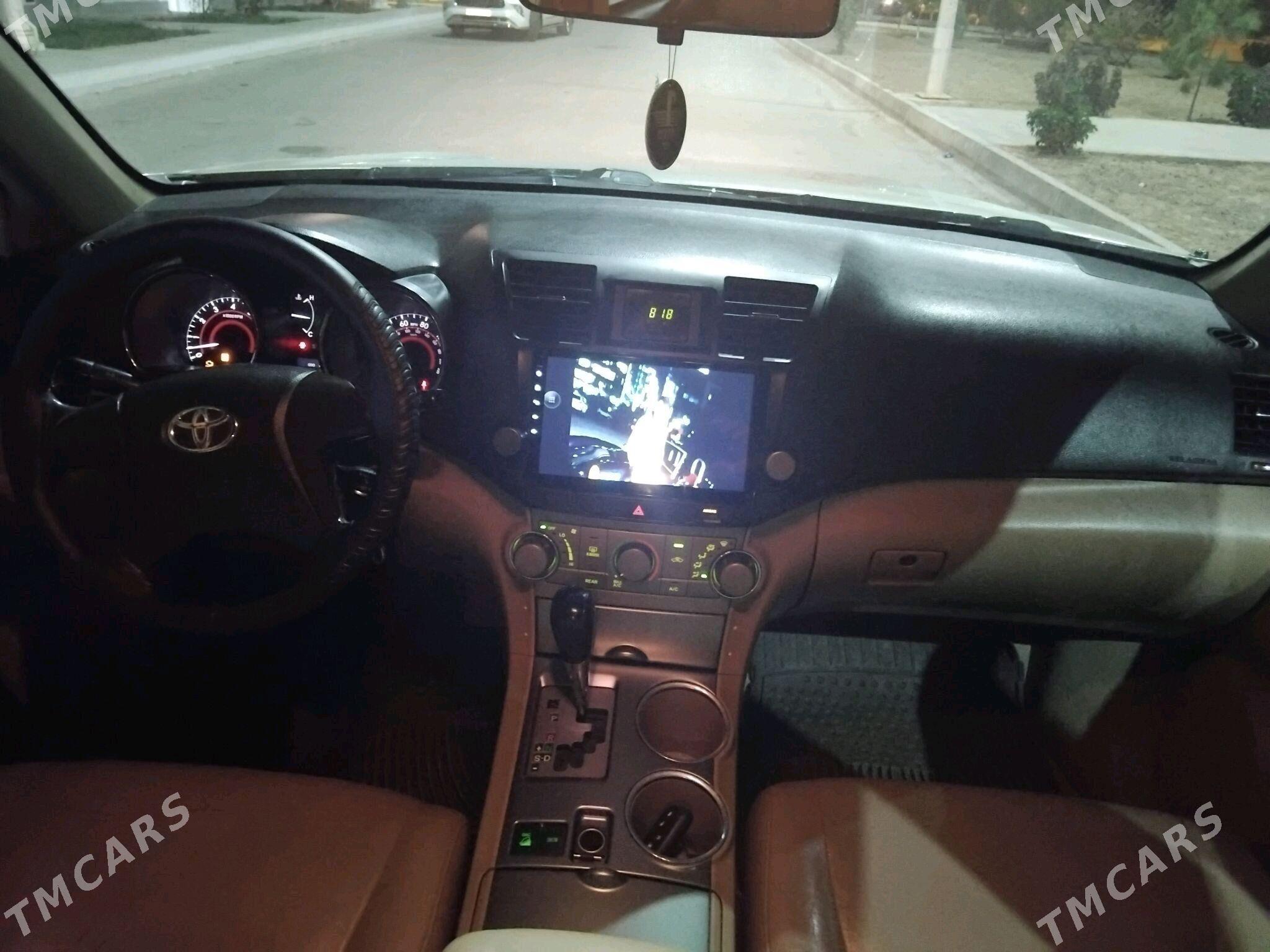 Toyota Highlander 2009 - 275 000 TMT - Туркменабат - img 9