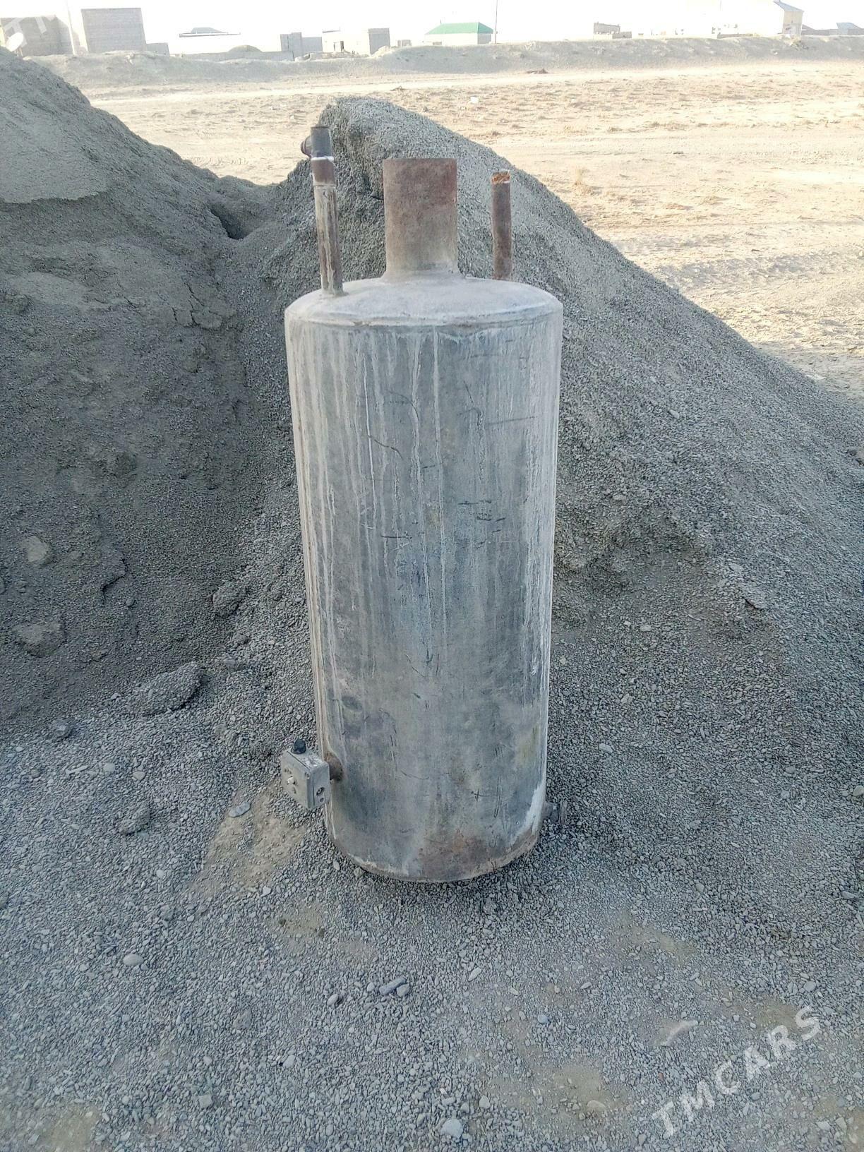 titan - Bäherden - img 2