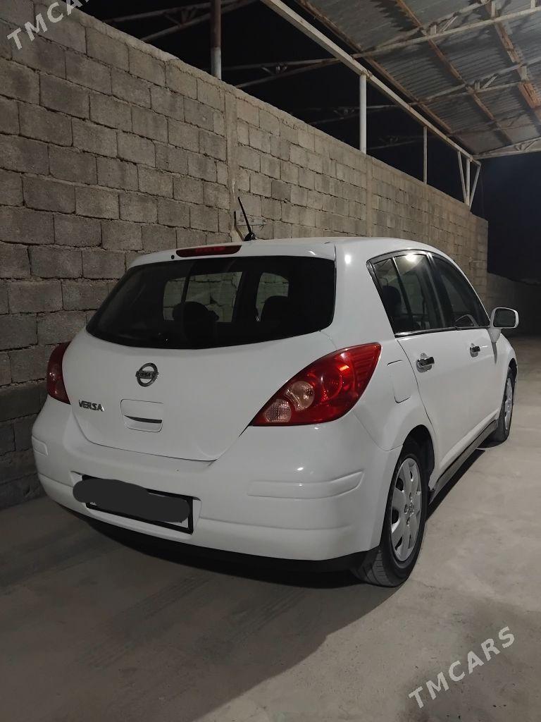 Nissan Versa 2009 - 122 000 TMT - Гёкдепе - img 5