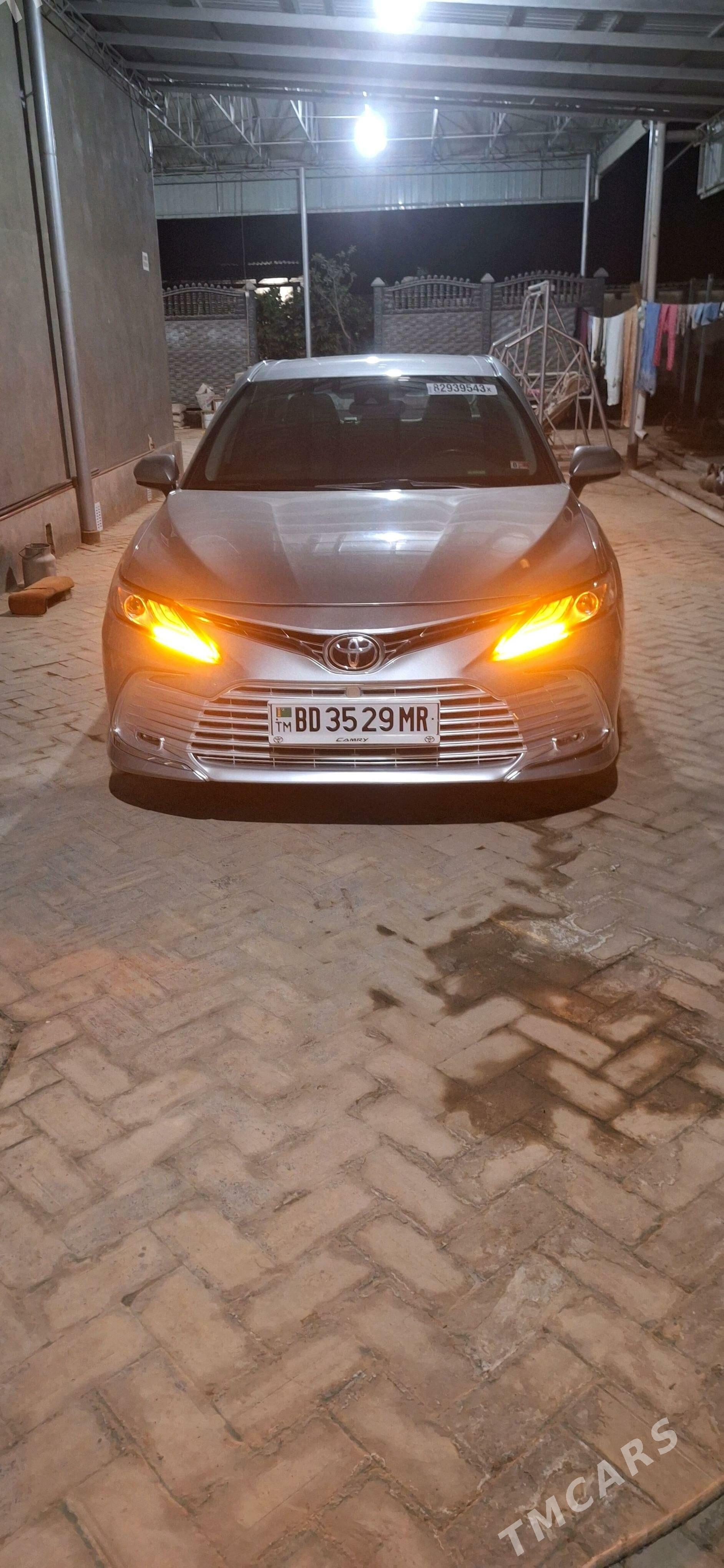 Toyota Camry 2020 - 305 000 TMT - Baýramaly - img 5