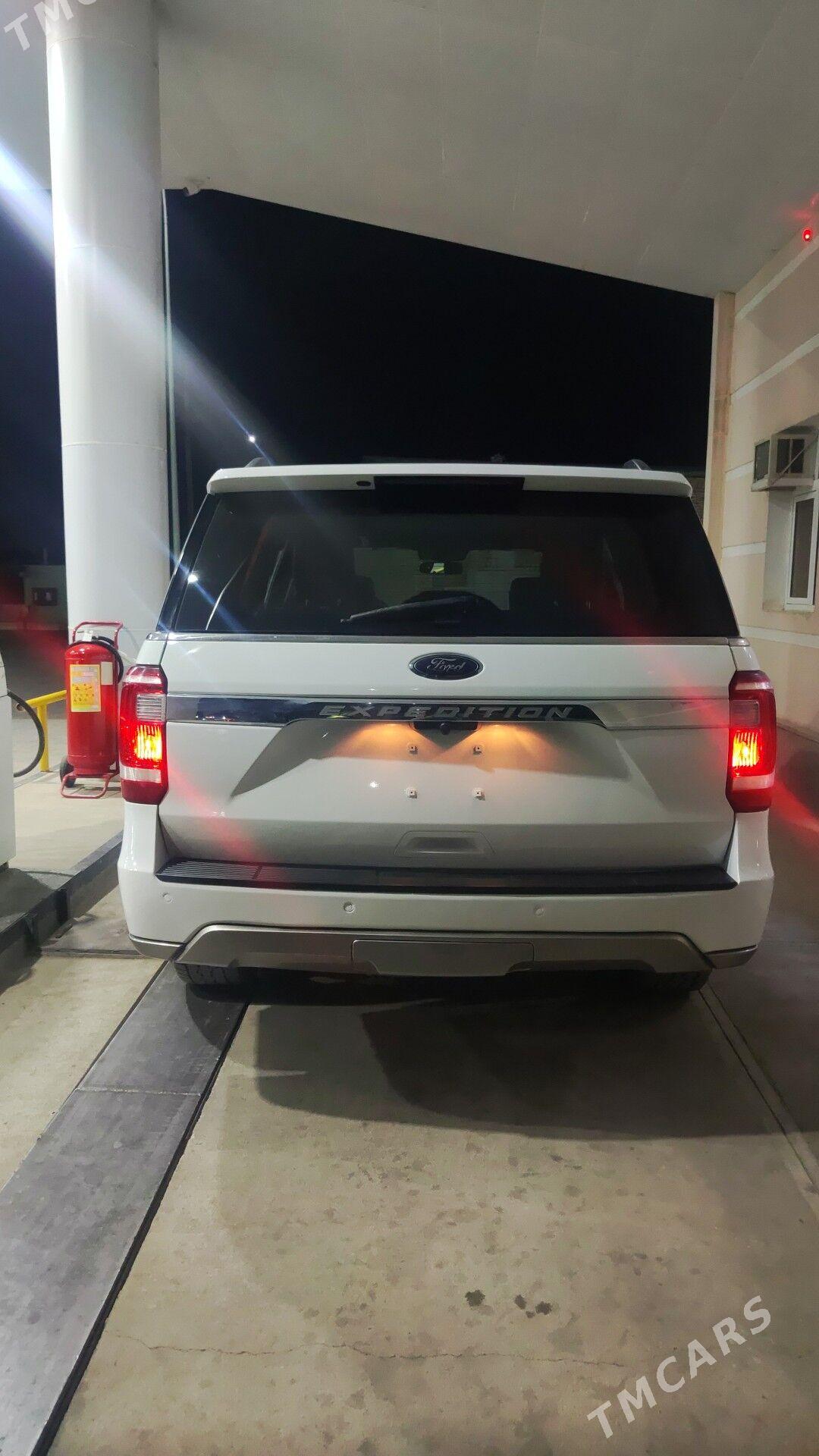 Ford Expedition 2020 - 485 000 TMT - Байрамали - img 3