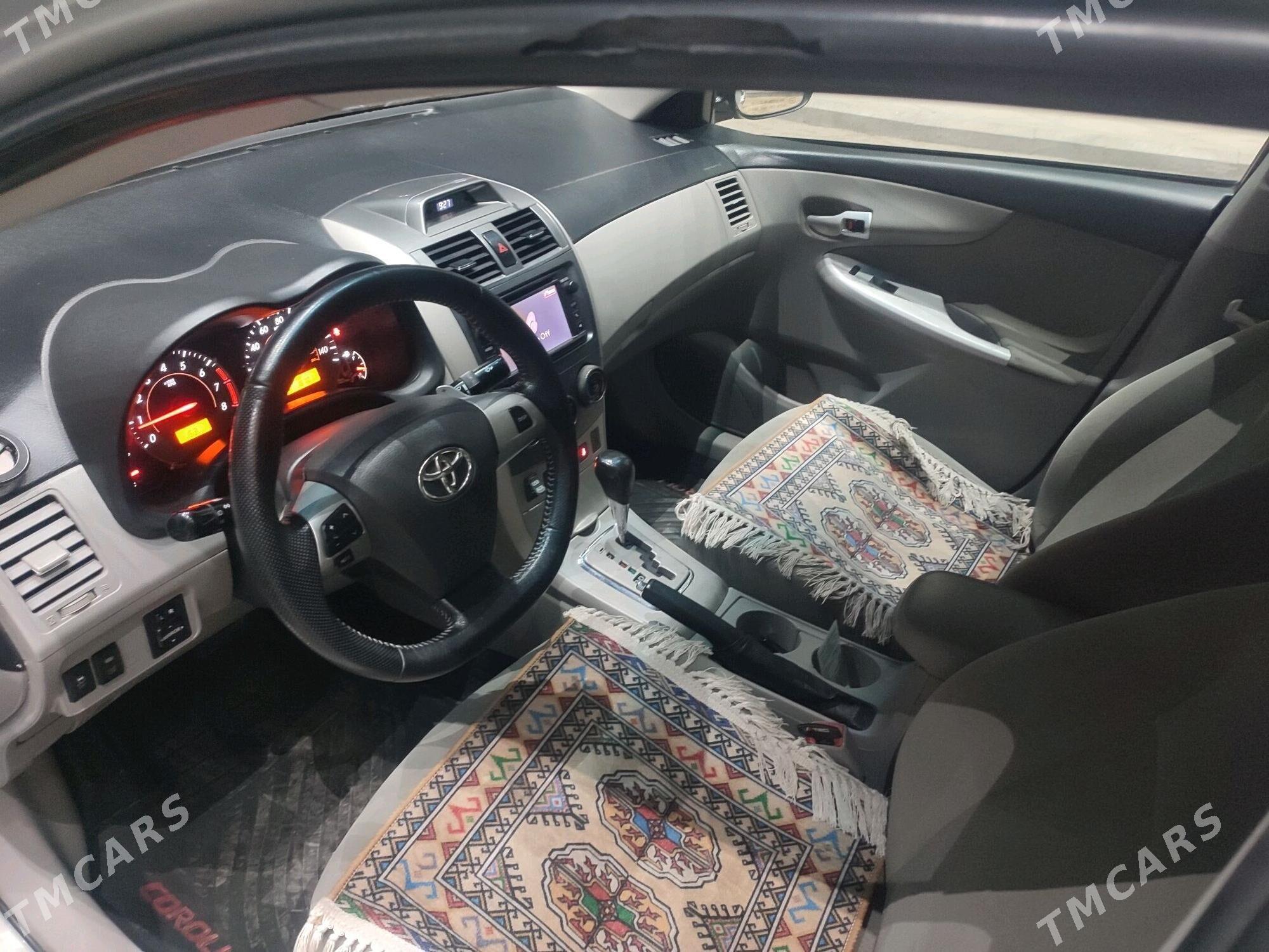 Toyota Corolla 2013 - 180 000 TMT - Туркменабат - img 8
