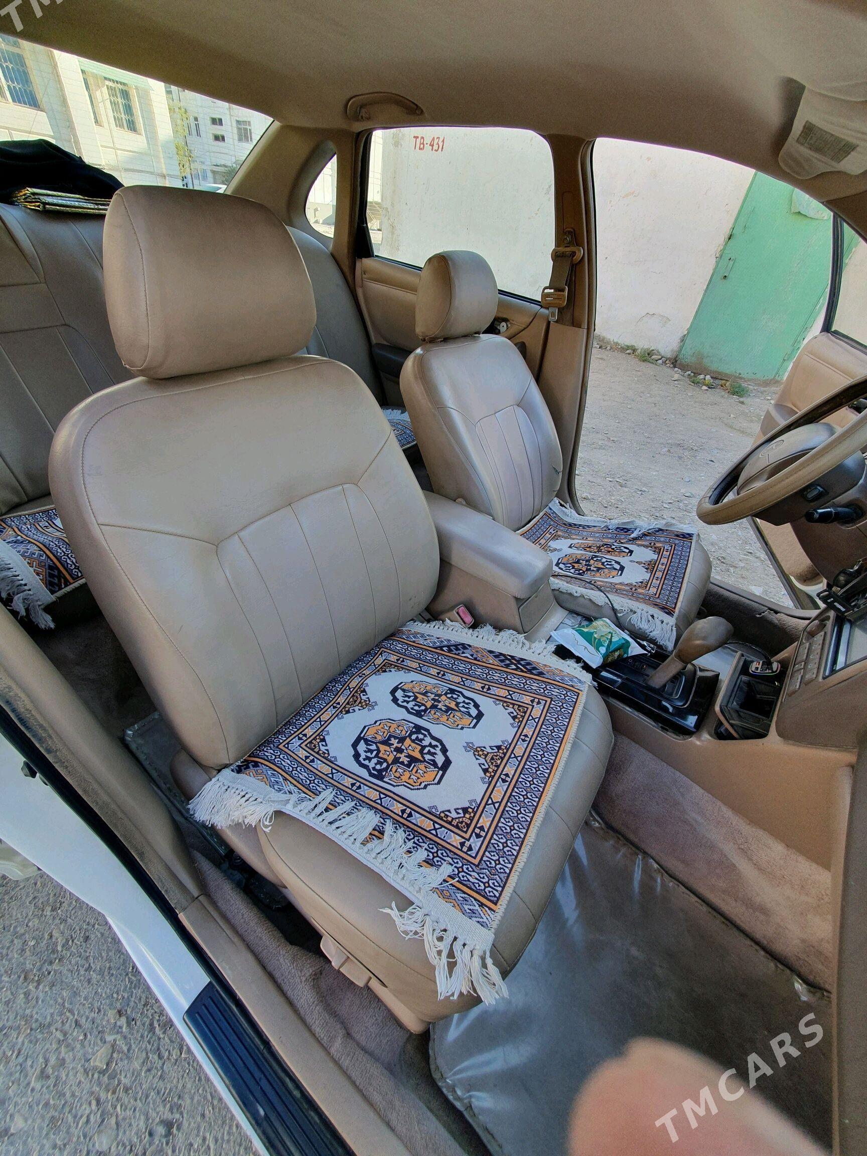 Toyota Avalon 1996 - 125 000 TMT - Balkanabat - img 2