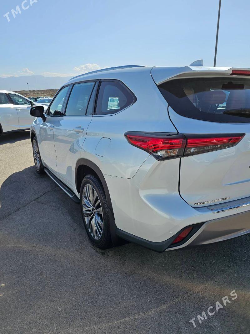 Toyota Highlander 2022 - 1 042 000 TMT - Aşgabat - img 9