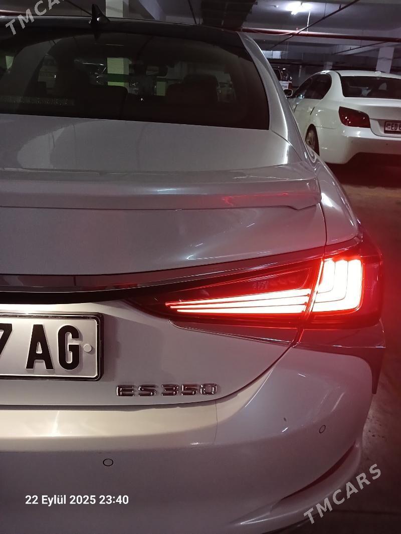 Lexus ES 350 2019 - 625 000 TMT - Бедев - img 4