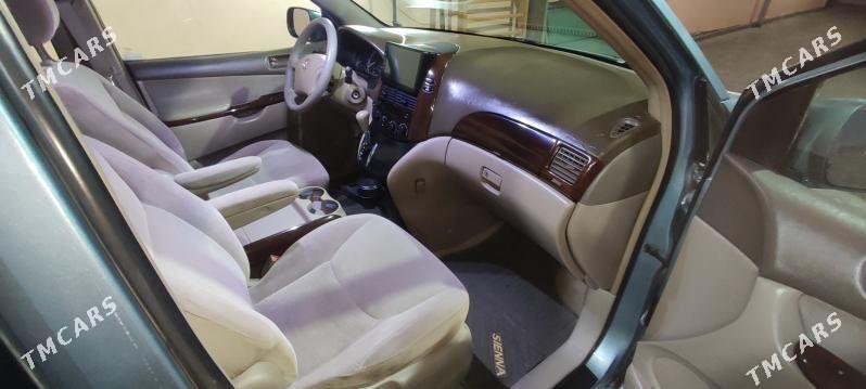 Toyota Sienna 2004 - 220 000 TMT - Türkmenabat - img 7