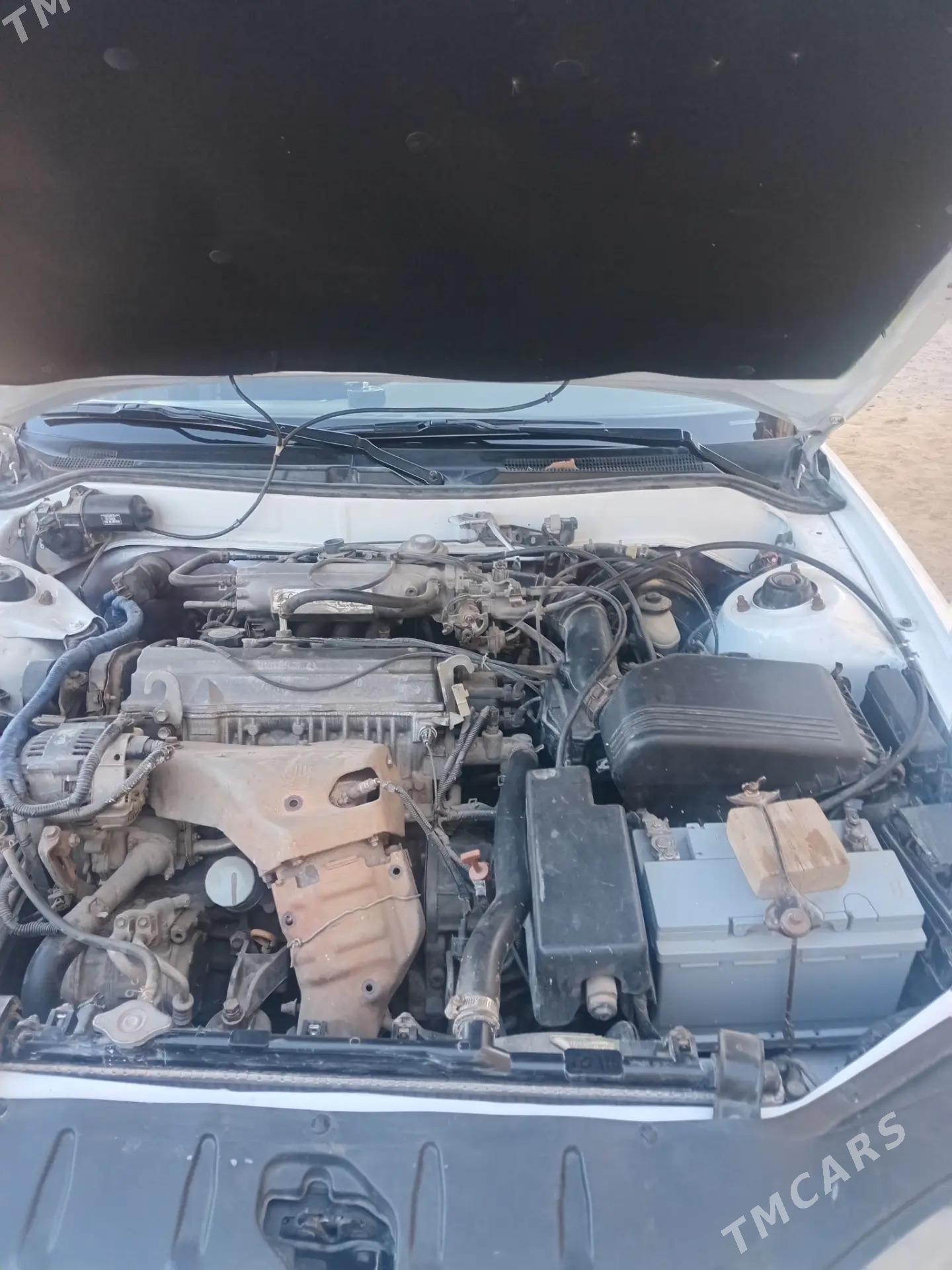 Toyota Camry 1996 - 78 000 TMT - Мары - img 5