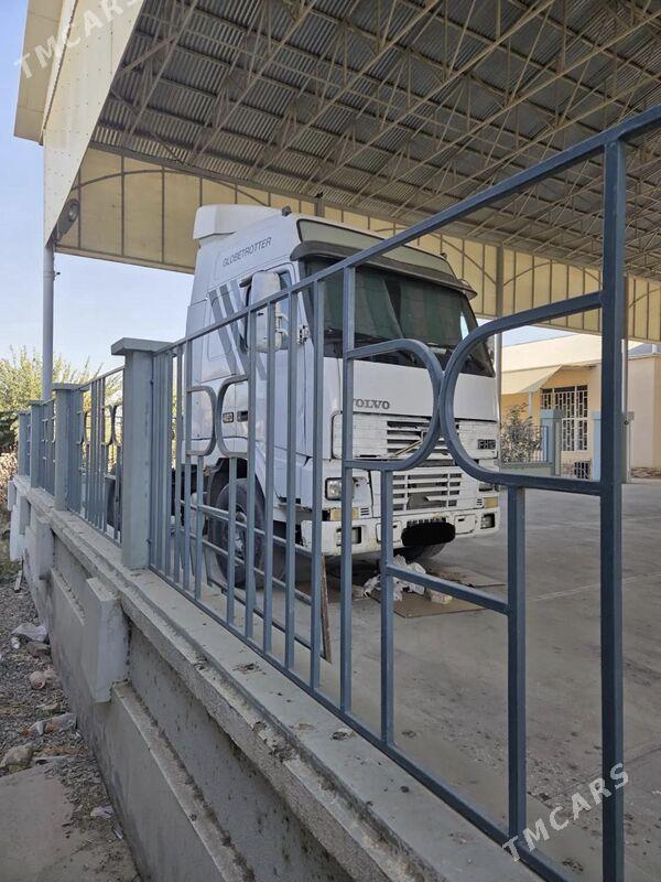 Volvo FH 420 2002 - 560 000 TMT - Мары - img 3