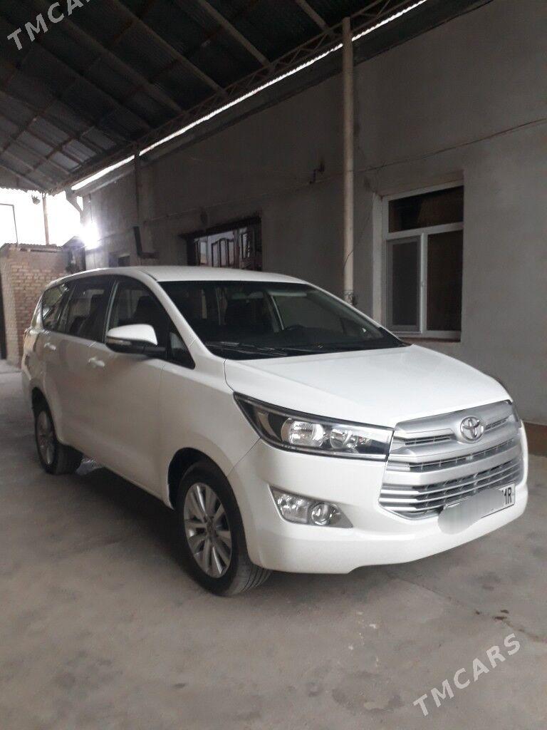 Toyota Innova 2022 - 255 000 TMT - Мары - img 2