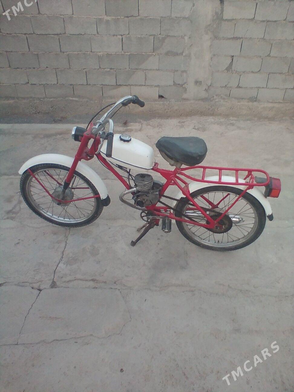 Fekon FK150-8G 1990 - 3 000 TMT - Büzmeýin - img 3