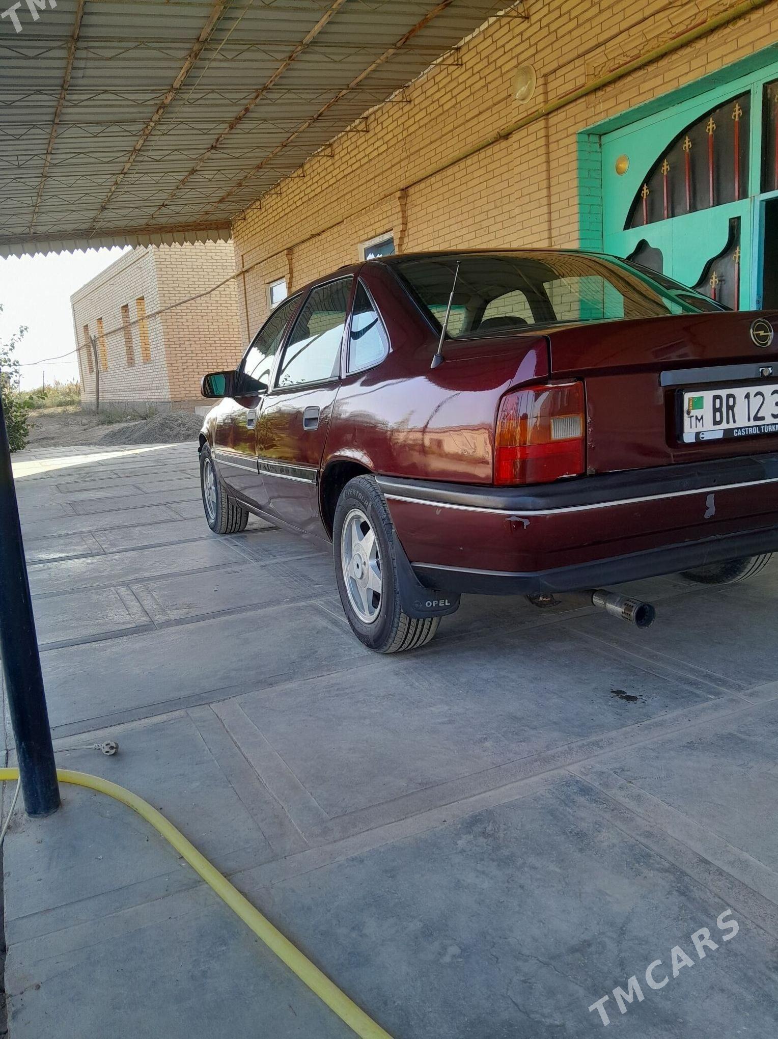 Opel Vectra 1991 - 35 000 TMT - Farap - img 2