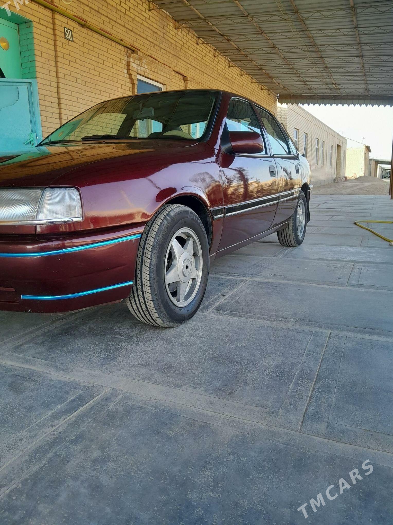 Opel Vectra 1991 - 35 000 TMT - Farap - img 4