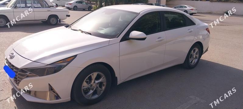 Hyundai Elantra 2022 - 255 000 TMT - Бузмеин - img 6