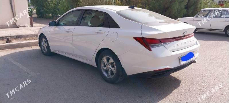 Hyundai Elantra 2022 - 255 000 TMT - Бузмеин - img 5