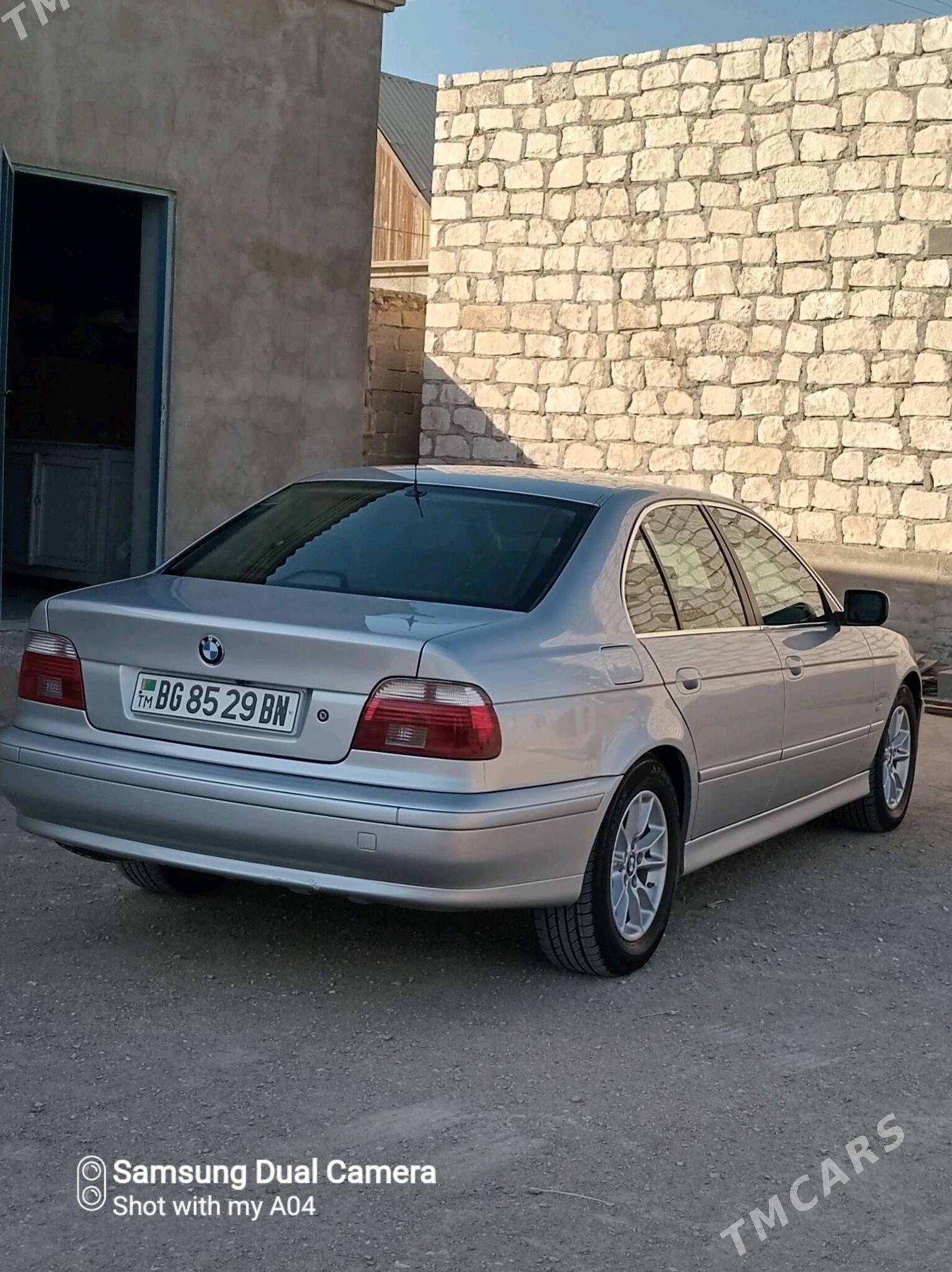 BMW 528 2001 - 140 000 TMT - Gumdag - img 2