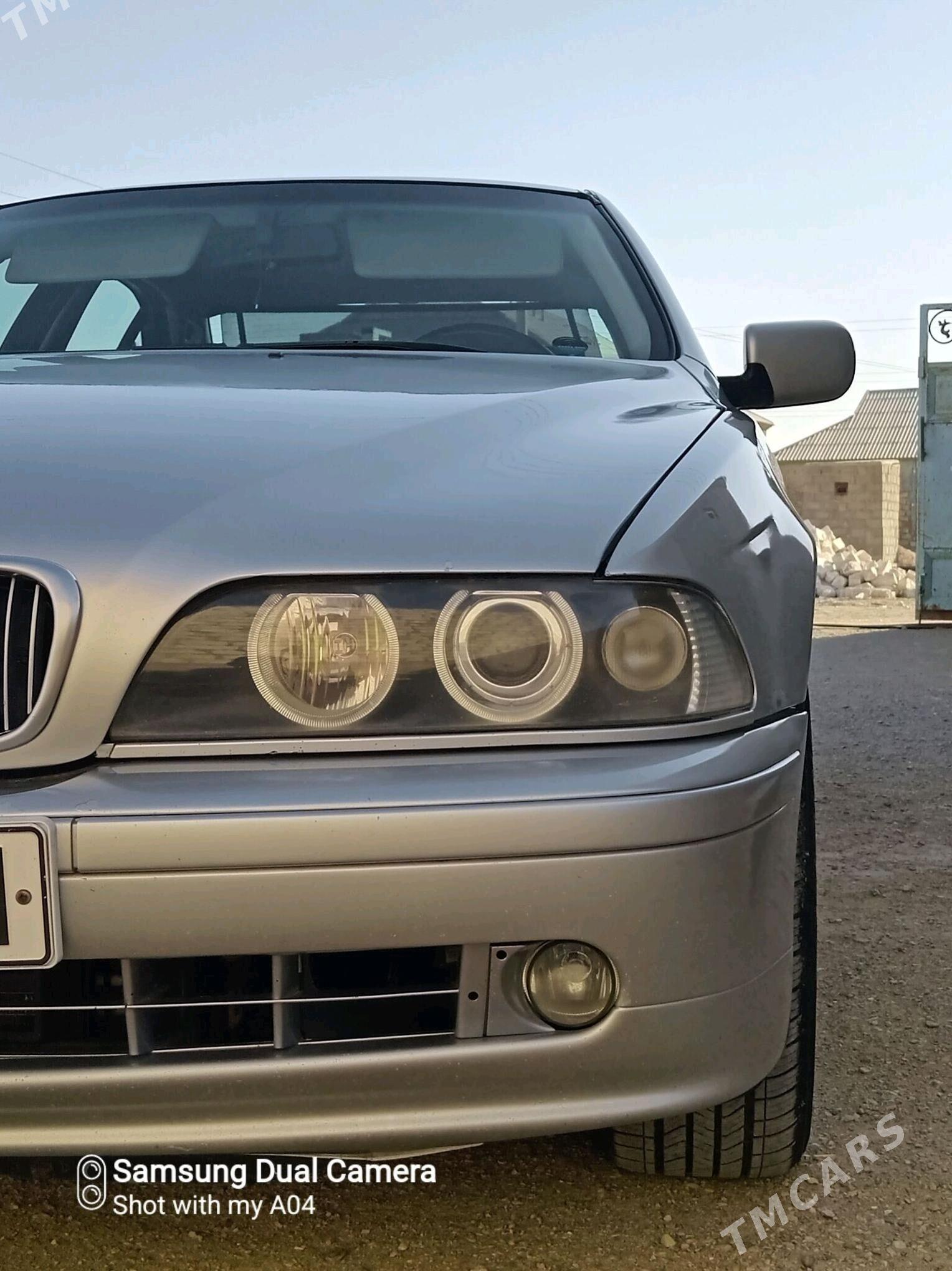 BMW 528 2001 - 140 000 TMT - Gumdag - img 3