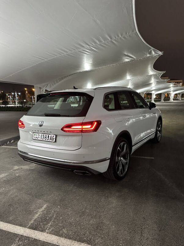 Volkswagen Touareg 2020 - 1 000 000 TMT - 10 мкр - img 6