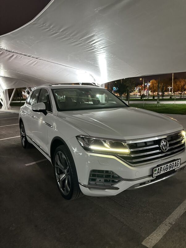 Volkswagen Touareg 2020 - 1 000 000 TMT - 10 мкр - img 3
