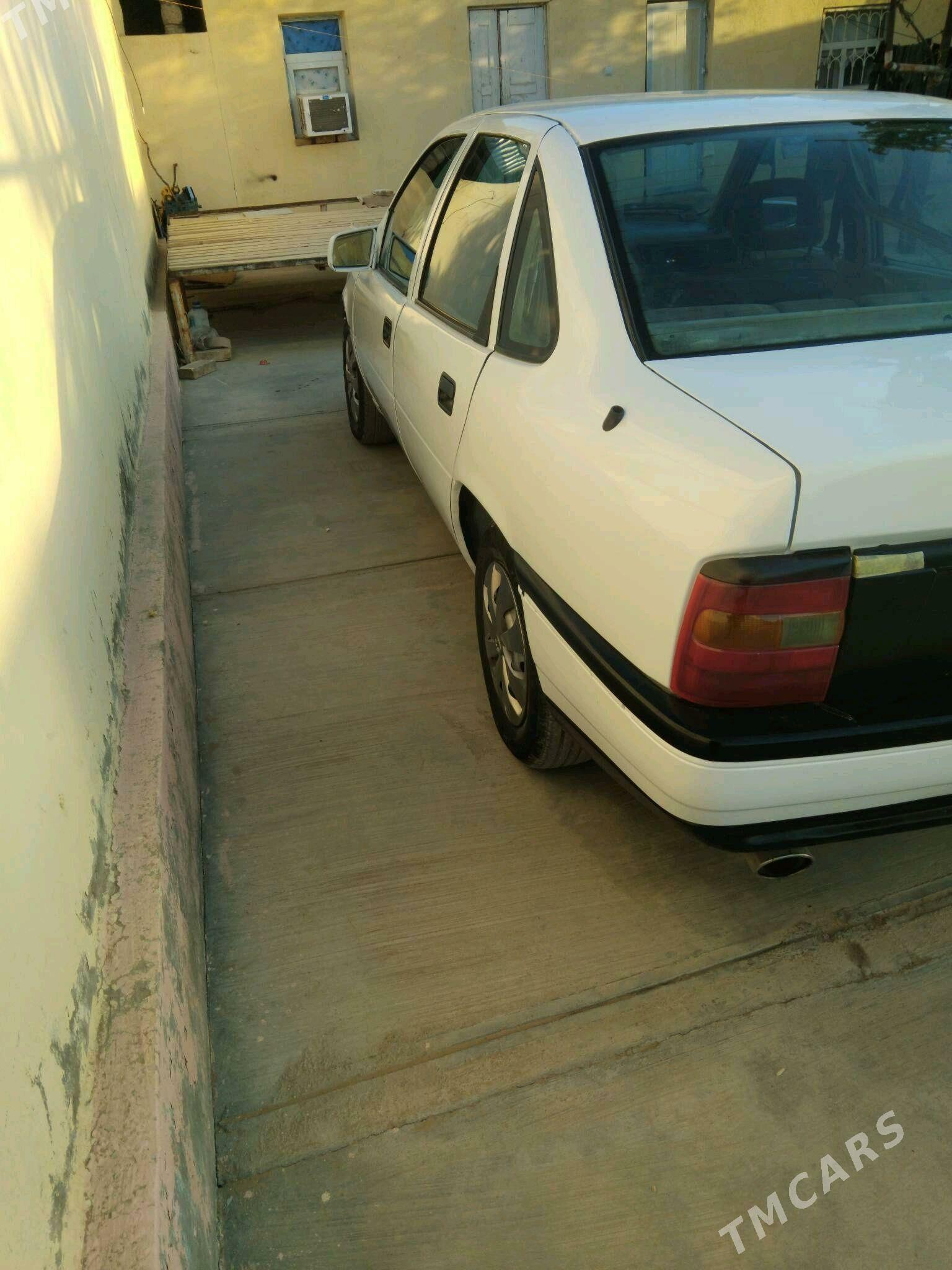 Opel Vectra 1992 - 30 000 TMT - Änew - img 3