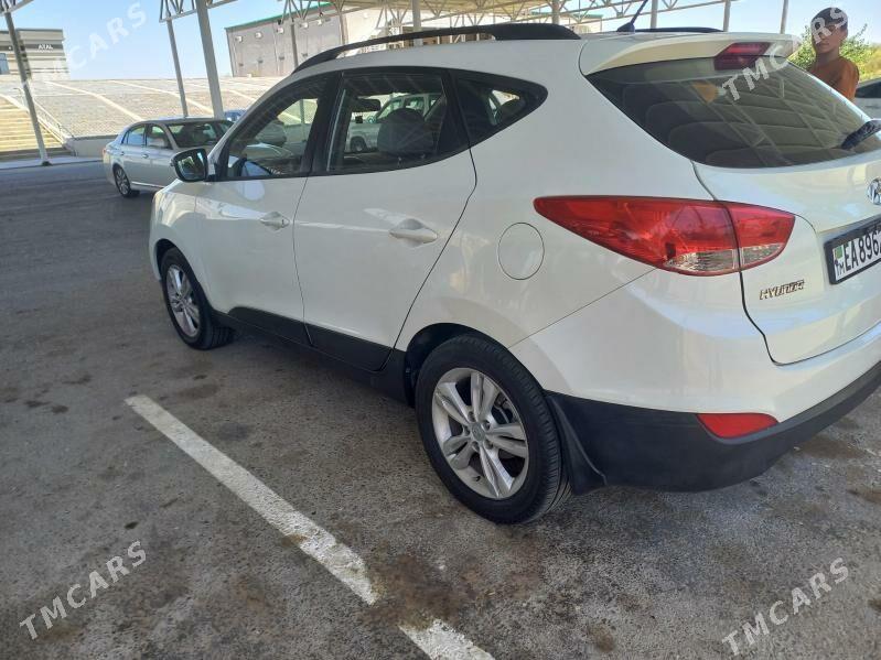 Hyundai Tucson 2010 - 195 000 TMT - Aşgabat - img 3