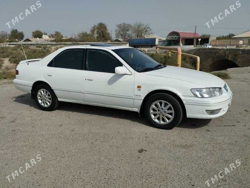 Toyota Camry 1998 - 150 000 TMT - Кака - img 3
