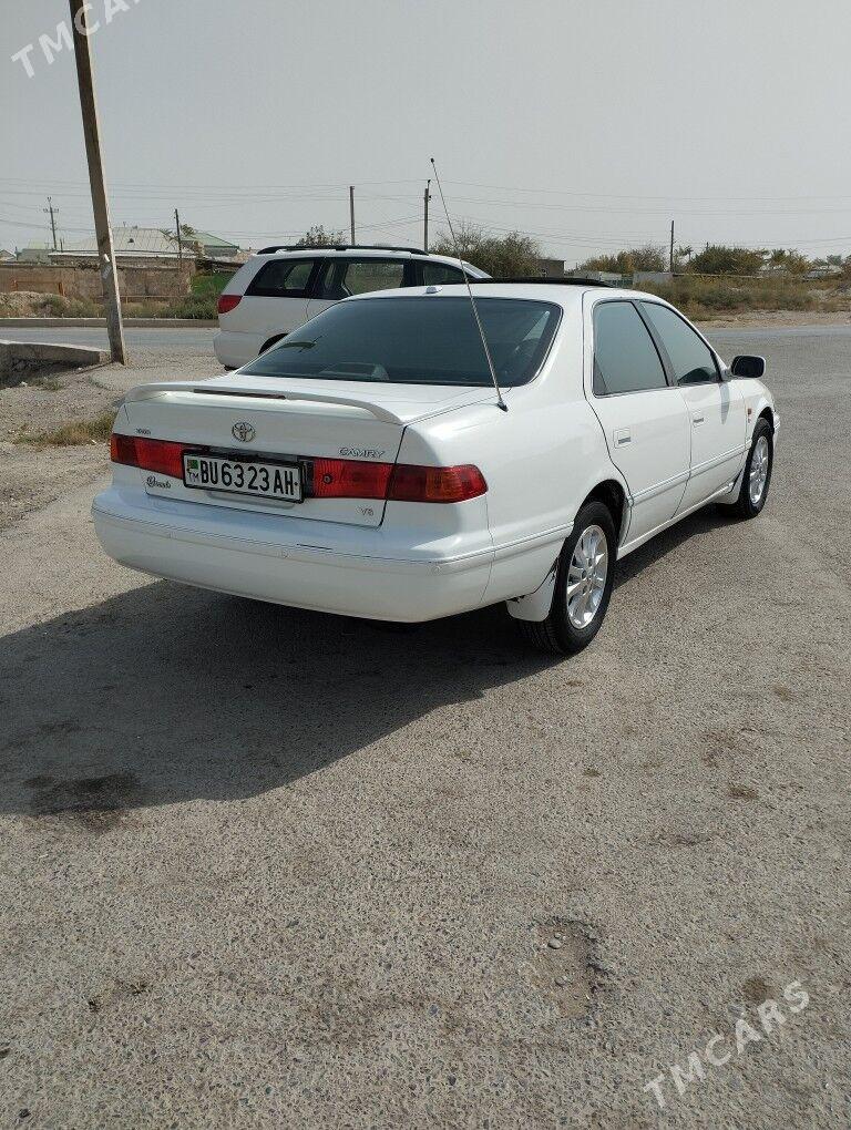 Toyota Camry 1998 - 150 000 TMT - Кака - img 4